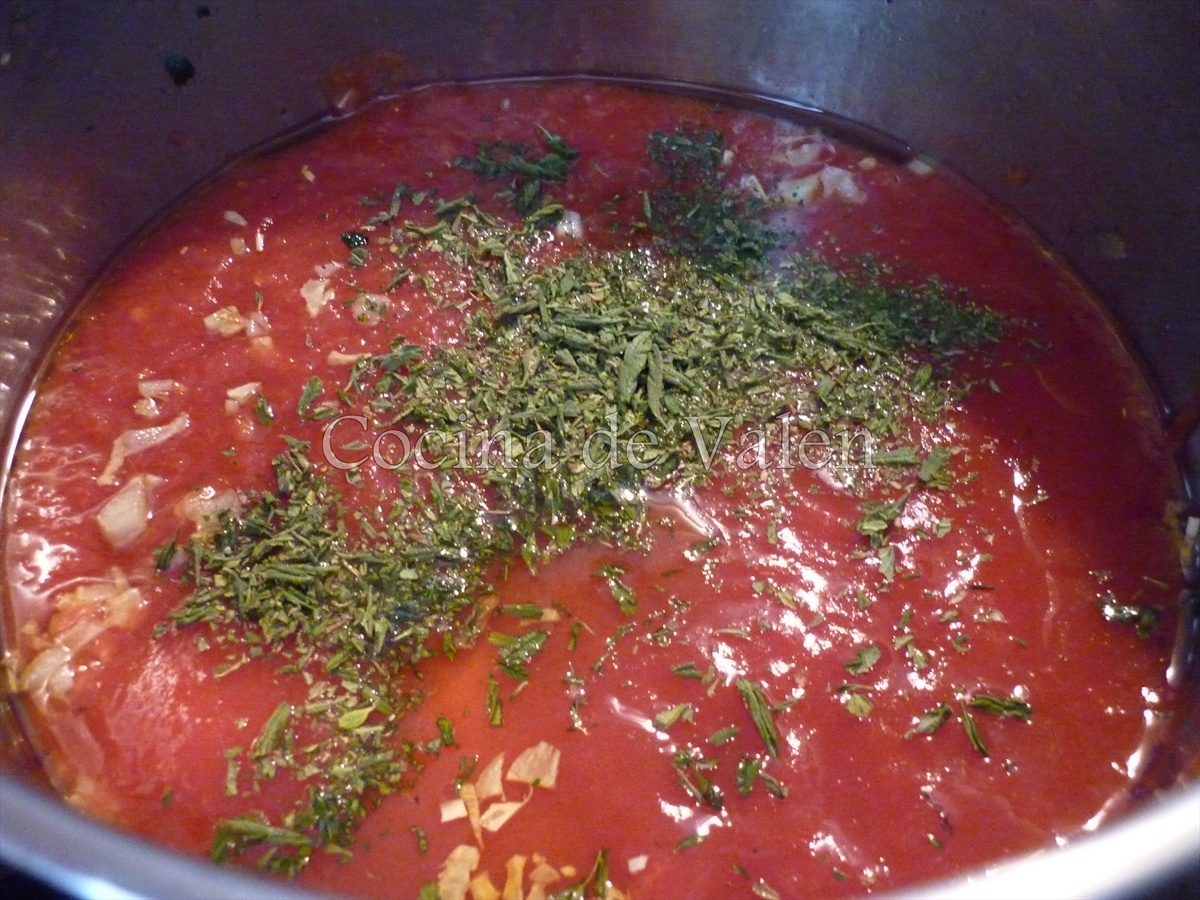 Tomattina con topping de Berenjenas y Albahaca (Salsa para pasta) - Cocina de Valen