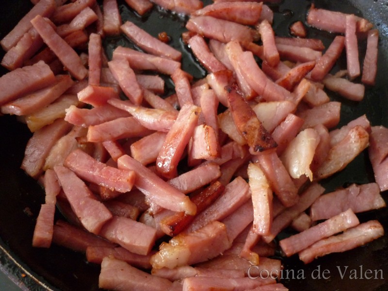 Bacon frito para lentejas